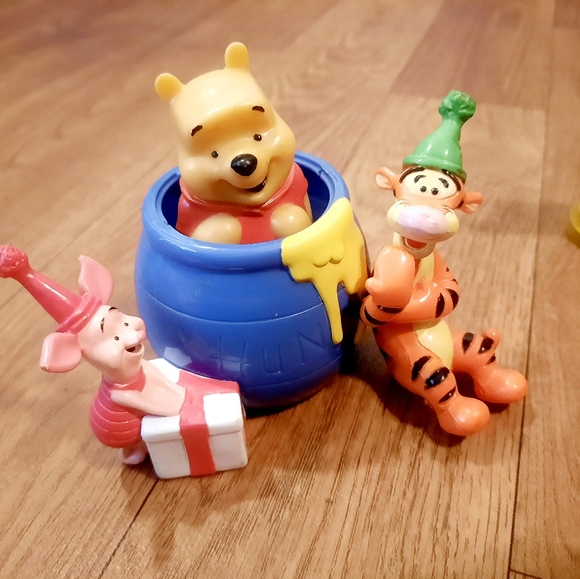 SOLD Winnie The Pooh Birthday Figurines - Picture 2 of 9